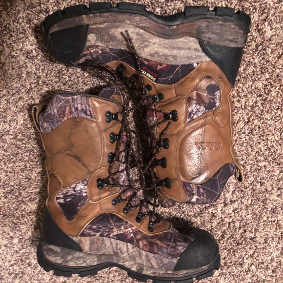 cabelas lockdown boots